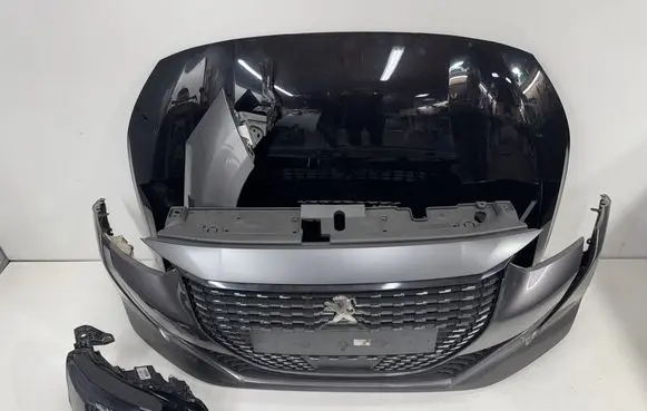 Peugeot 208 II Front piece kit 9823203580