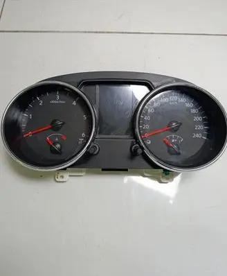 Nissan Qashqai Speedometer (instrument cluster) 24810BR50E CN2402750