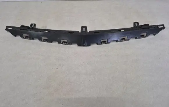 Mercedes-Benz C W205 Front bumper mounting bracket A2058851165