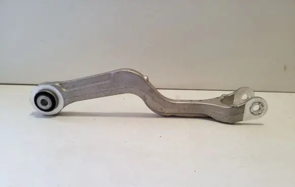 Rear control arm