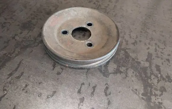 BMW 3 E36 Power steering pump pulley 1717746