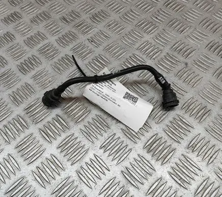 BMW iX Engine coolant pipe/hose 8475138