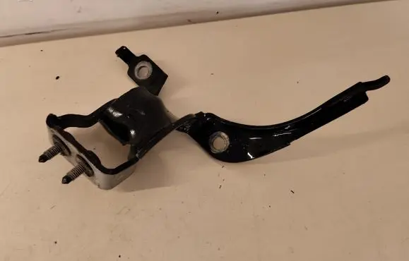 Audi A4 S4 B7 8E 8H Tailgate/trunk/boot hinge 8E9827300