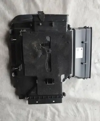 Mercedes-Benz S W222 Electric throttle body valve CZ0174100680 Cz017410 Cz017321