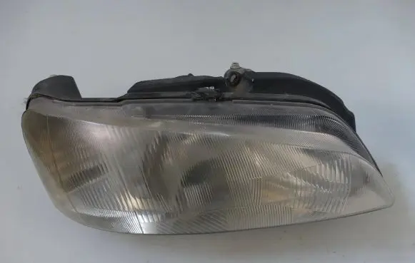 Peugeot 106 Headlight/headlamp