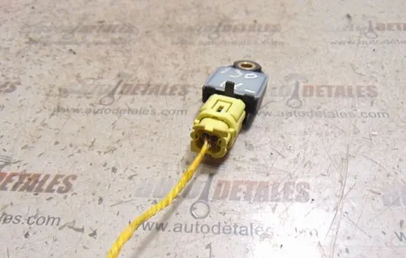 Hyundai i30 Airbag deployment crash/impact sensor 95920-A6000