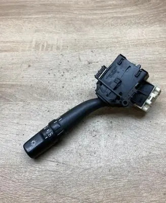 Toyota Avensis T250 Indicator stalk 8414020690 H19 173650