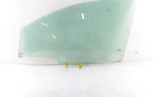 Nissan Note (E11) Front door window glass four-door