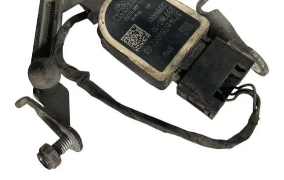 Headlight/headlamp level sensor
