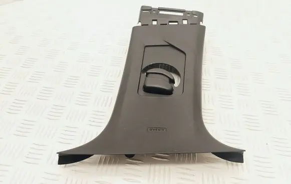 Peugeot 5008 II (B) pillar trim (top) 9833348977