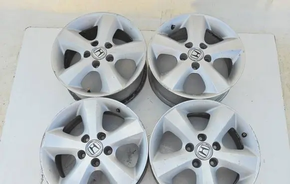 Honda FR-V R16 alloy rim 