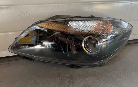 Skoda Fabia Mk2 (5J) Headlight/headlamp 5J1941015J