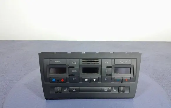 Audi A4 S4 B7 8E 8H Climate control unit 8E0820043BM
