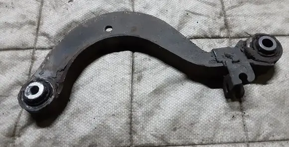 Skoda Octavia Mk2 (1Z) Rear control arm