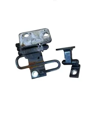 Volkswagen PASSAT B7 Front door lower hinge 3C8831412B