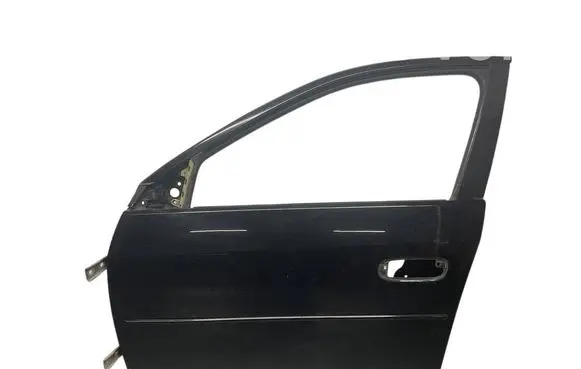 Cadillac CTS Front door