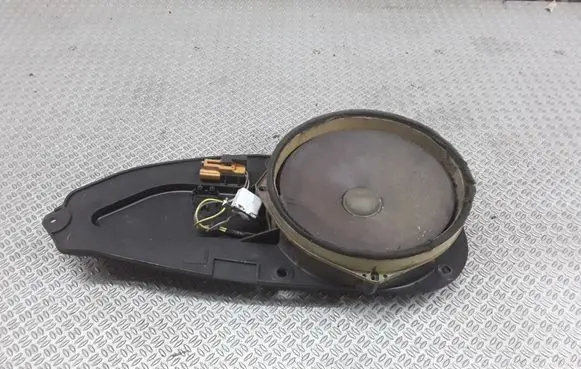 Toyota Hilux (N80, N90, N100, N110) Front door speaker 8616035100
