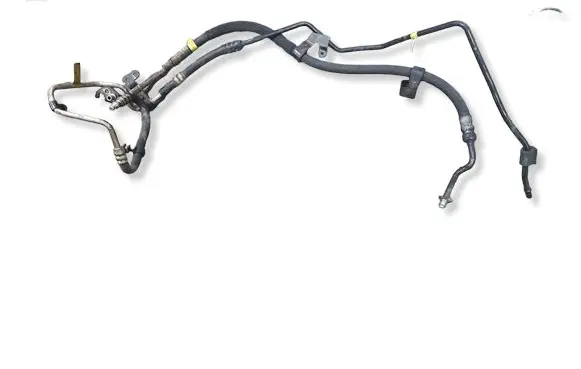 Volvo XC70 Gearbox oil cooler pipe/hose 