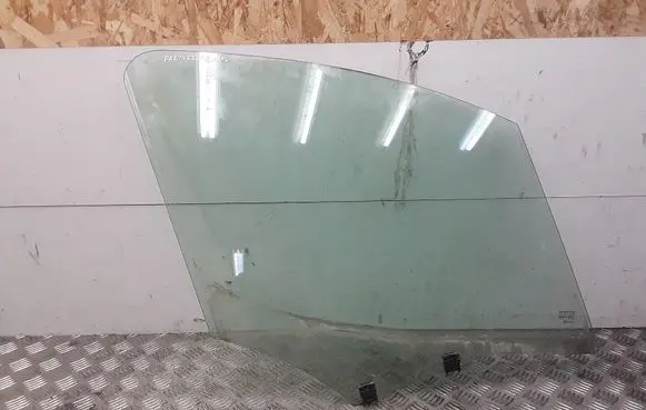 Peugeot Partner Front door window glass four-door 43R000016