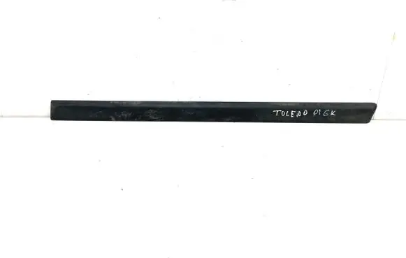 Seat Toledo II (1M) Rear door trim (molding) 1M0853535C