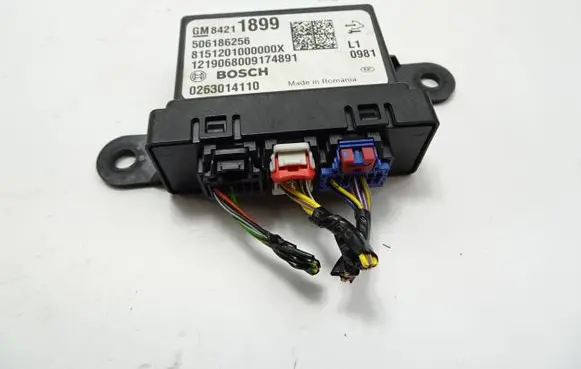 Opel Insignia B Parking PDC control unit/module 84211899 8151201000000X 0263014110