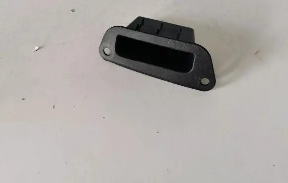 Mercedes-Benz C W205 Front door interior handle A2057571200