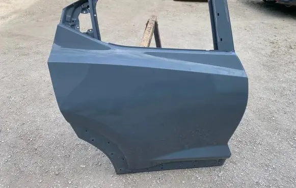 Mitsubishi Eclipse Cross Rear door