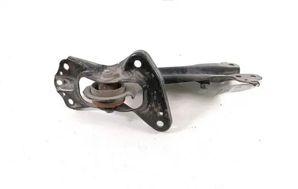 Toyota Corolla Cross Rear control arm 4876047020