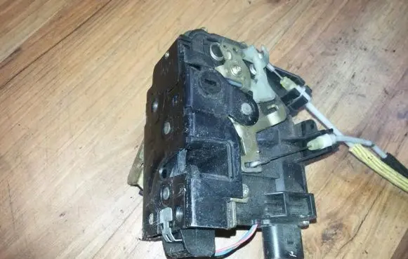 Peugeot Partner Rear door lock