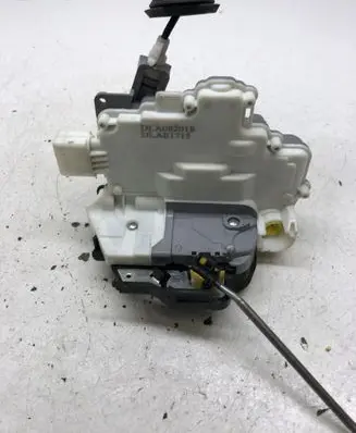 Audi A6 S6 C6 4F Front door lock