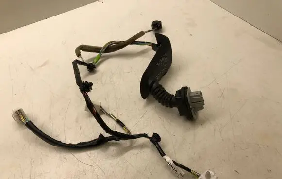 Mazda CX-7 Rear door wiring loom EH1467210B