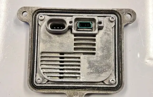 Ford Focus Headlight ballast module Xenon 10R034663 A62941C00DG A71154400DG
