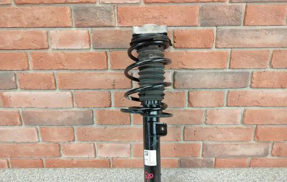 BMW 3 G20 G21 Front shock absorber with coil spring 5A82663