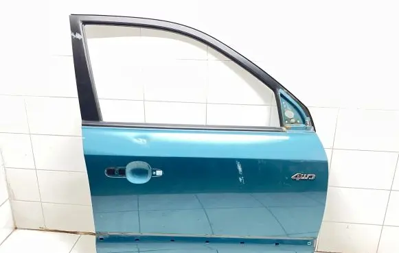 Hyundai Tucson JM Front door