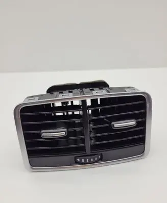 Audi A6 S6 C6 4F Rear air vent grill 4F0819203C