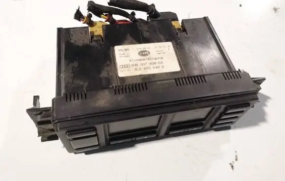 Audi A4 S4 B5 8D Climate control unit 8l0820043d