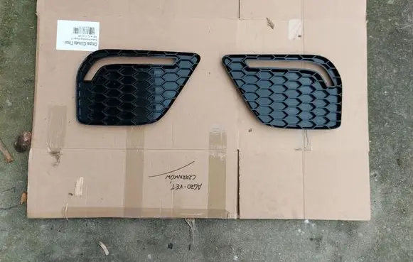 Aixam Coupe Front fog light trim/grill 761BP033