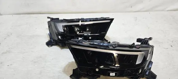 Opel Mokka B Headlight/headlamp 9834007980 9834008280