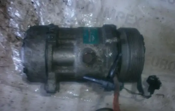 Ford Galaxy Air conditioning (A/C) compressor (pump) sdv7ab