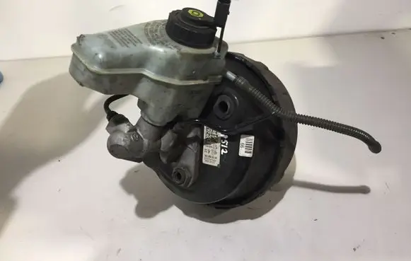 Skoda Octavia Mk2 (1Z) Brake booster 1K2614105AR