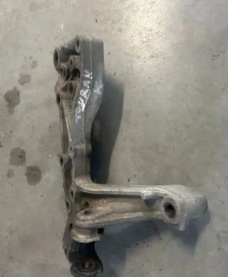 Volkswagen Touran I Front lower control arm/wishbone 1k0199296e