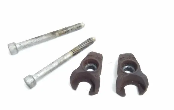 Citroen C-Crosser Fuel Injector clamp holder