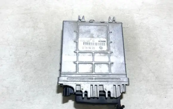 Seat Alhambra (Mk1) Engine control unit/module 028906021es 0281001531
