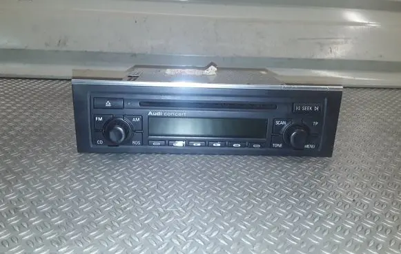 Audi A4 S4 B7 8E 8H Radio/CD/DVD/GPS head unit 