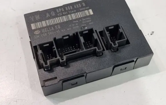 Audi A3 S3 A3 Sportback 8P Comfort/convenience module 8P0959433B