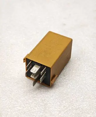 BMW 5 E60 E61 Other relay 8384505