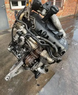 Volkswagen Transporter - Caravelle T5 Engine BNZ BNZ015513