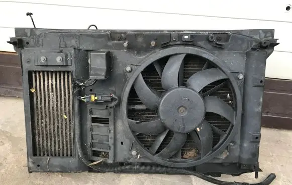 Peugeot 5008 Radiator set 