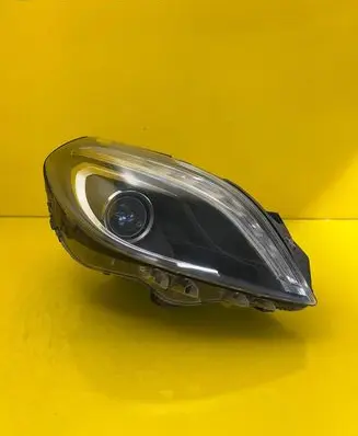 Mercedes-Benz B W246 W242 Headlight/headlamp A2468207261