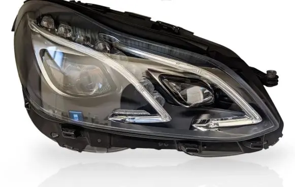 Mercedes-Benz E W212 Headlight/headlamp A2129063203 61106682